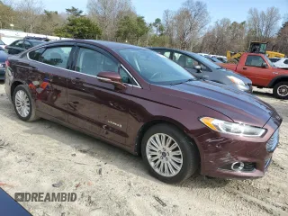 2013 Ford Fusion SE Hybrid with VIN 3FA6P0LU5DR173920, listed as a Copart auction lot 50884705 with 121,385 mi miles and Salvage Title. Bid and sale history available at carsss.com. Image 4.