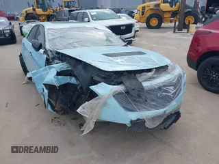2016 Cadillac CTS-V z VIN 1G6A15S64G0118212, wystawiony jako IAAI lot #39978487 z przebiegiem Nie podano mil oraz . Historia ofert i sprzedaży dostępna na DreamBid. Obrazek 6.