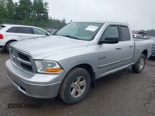 2010 Dodge 1500 SLT z VIN 1D7RV1GP2AS159888, wystawiony jako IAAI lot #42522234 z przebiegiem 218 774 mil mil oraz . Historia ofert i sprzedaży dostępna na DreamBid. Obrazek 18.
