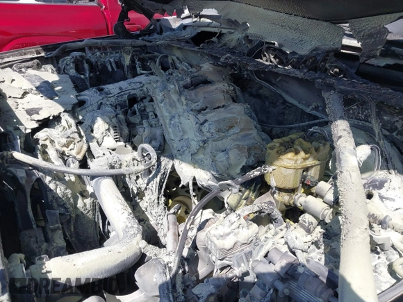 2018 Chevrolet Suburban LT with VIN 1GNSKHKC5JR104240, listed as a IAAI auction lot 41892859 with Not Provided miles and . Bid and sale history available at DreamBid. Image 6.