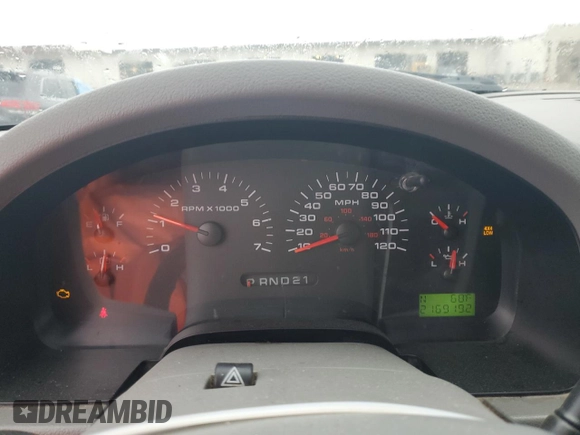 2005 Ford F-150 XL with VIN 1FTRF14555NB56692, listed as a Copart auction lot 72361864 with 216,919 mi miles and Clean title. Bid and sale history available at DreamBid. Image 9.