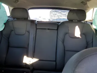 2024 Volvo XC60 Plus Dark Theme z VIN YV4H60DL2R1896845, wystawiony jako Copart lot #46711415 z przebiegiem 24 916 mil mil oraz Szkoda całkowita • Salvage title. Historia ofert i sprzedaży dostępna na DreamBid. Obrazek 10.