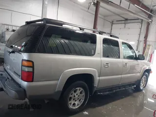 2005 Chevrolet Suburban Z71 with VIN 3GNFK16Z95G265896, listed as a IAAI auction lot 41248931 with 206,062 mi miles. Bid and sale history available at carsss.com. Image 14.