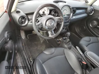 2012 MINI Clubman S z VIN WMWZG3C54CTY37460, wystawiony jako Copart lot #53985705 z przebiegiem Nie podano mil oraz Szkoda całkowita • Salvage title. Historia ofert i sprzedaży dostępna na DreamBid. Obrazek 8.