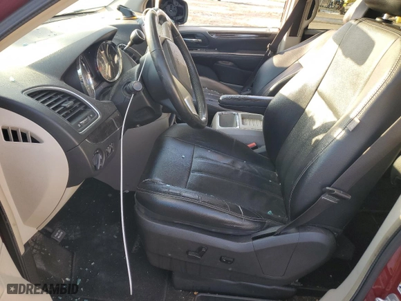 2016 Chrysler Town & Country Touring with VIN 2C4RC1BG9GR231090, listed as a Copart auction lot 82591964 with 176,798 mi miles and Salvage Title. Bid and sale history available at carsss.com. Image 7.