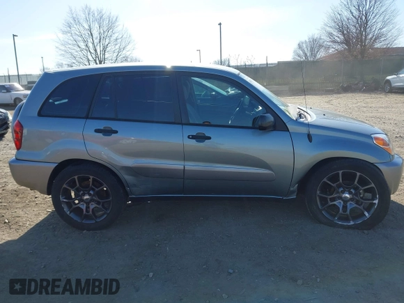 2005 Toyota RAV4 with VIN JTEHD20V150068910, listed as a IAAI auction lot 41832871 with 105,000 mi miles. Bid and sale history available at carsss.com. Image 12.
