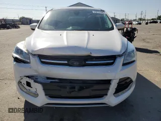 2013 Ford Escape SEL with VIN 1FMCU9H91DUC35459, listed as a Copart auction lot 55277545 with 130,081 mi miles and Salvage Title. Bid and sale history available at DreamBid. Image 5.