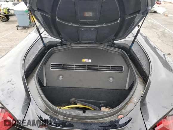 2019 BMW i8 z VIN WBY2Z6C57K7D00400, wystawiony jako Copart lot #63623433 z przebiegiem 4 255 mil mil oraz . Historia ofert i sprzedaży dostępna na DreamBid. Obrazek 11.