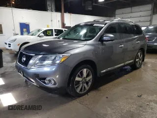 2015 Nissan Pathfinder SV with VIN 5N1AR2MM3FC608973, listed as a Copart auction lot 50433525 with 139,489 mi miles and Clean Title. Bid and sale history available at carsss.com. Image 1.