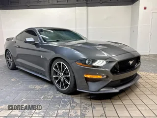 2018 Ford Mustang GT with VIN 1FA6P8CFXJ5165083, listed as a Copart auction lot 64522525 with 61,415 mi miles and Clean title. Bid and sale history available at DreamBid. Image 1.