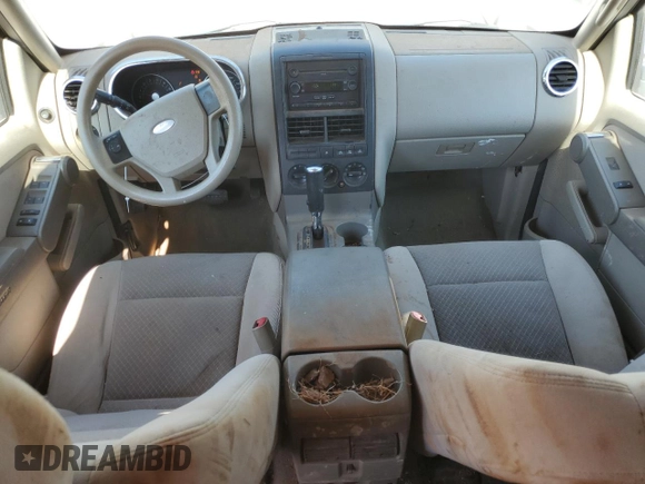 2006 Ford Explorer XLS с VIN 1FMEU72E66ZA18210, выставлен на аукционе Copart как лот 85884684 с пробегом 145 472 миль миль и Списание • Salvage title. История ставок и продаж доступна на DreamBid. Изображение 8.