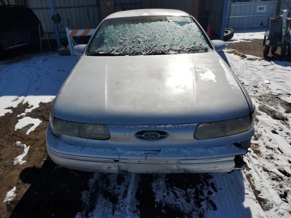 1993 Ford Taurus with VIN 1FACP5242PG162676, listed as a Copart auction lot 45177445 with 73,771 mi miles and Non repairable. Bid and sale history available at DreamBid. Image 5.