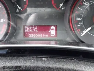 2013 Dodge Dart SXT with VIN 1C3CDFBA5DD312053, listed as a IAAI auction lot 39136303 with 336,098 mi miles. Bid and sale history available at carsss.com. Image 7.
