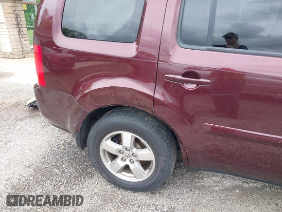 2011 Honda Pilot EX-L z VIN 5FNYF4H68BB057469, wystawiony jako IAAI lot #42252913 z przebiegiem 175 866 mil mil oraz . Historia ofert i sprzedaży dostępna na DreamBid. Obrazek 19.
