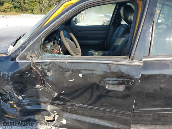 2011 Ford Crown Victoria with VIN 2FABP7AV8BX143277, listed as a Copart auction lot 74735994 with 0 mi miles and Salvage Title. Bid and sale history available at carsss.com. Image 7.