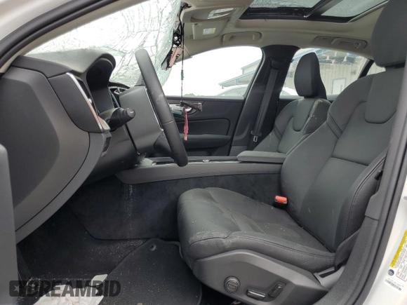 2024 Volvo S60 Plus Dark Theme with VIN 7JRL12TL7RG317758, listed as a Copart auction lot 61098314 with 1,740 mi miles and Non Repairable. Bid and sale history available at carsss.com. Image 7.
