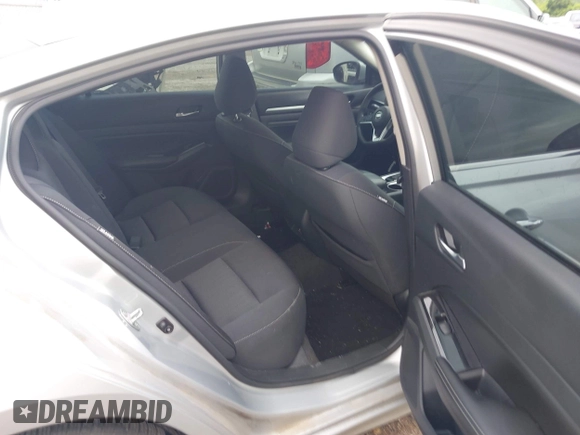 2021 Nissan Altima SV with VIN 1N4BL4DV2MN421715, listed as a IAAI auction lot 42525293 with 39,052 mi miles and . Bid and sale history available at DreamBid. Image 8.
