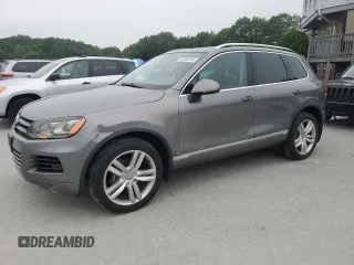 2013 Volkswagen Touareg Lux with VIN WVGEF9BP9DD002651, listed as a Copart auction lot 63206245 with 186,860 mi miles and Clean title. Bid and sale history available at DreamBid. Image 1.