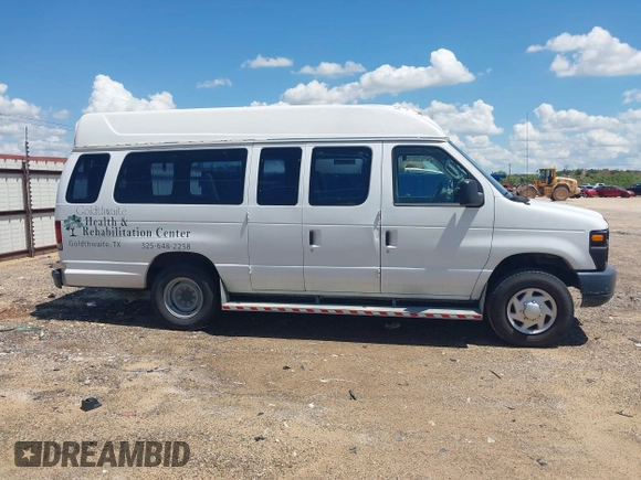 2012 Ford Econoline Cargo Commercial z VIN 1FTNS2EW8CDA92514, wystawiony jako IAAI lot #42455632 z przebiegiem 280 019 mil mil oraz . Historia ofert i sprzedaży dostępna na DreamBid. Obrazek 13.