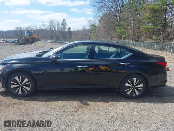 2019 Nissan Altima 2.5 SL with VIN 1N4BL4EV5KC203971, listed as a IAAI auction lot 41936198 with 122,766 mi miles. Bid and sale history available at carsss.com. Image 15.