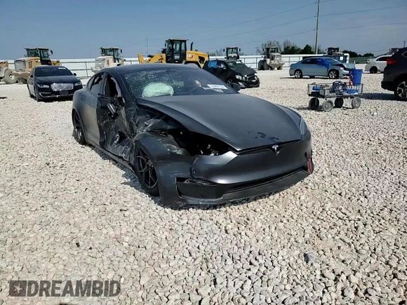2023 Tesla Model S Plaid z VIN 5YJSA1E61PF528022, wystawiony jako Copart lot #53088135 z przebiegiem Nie podano mil oraz Czysty tytuł • Clean title. Historia ofert i sprzedaży dostępna na DreamBid. Obrazek 12.