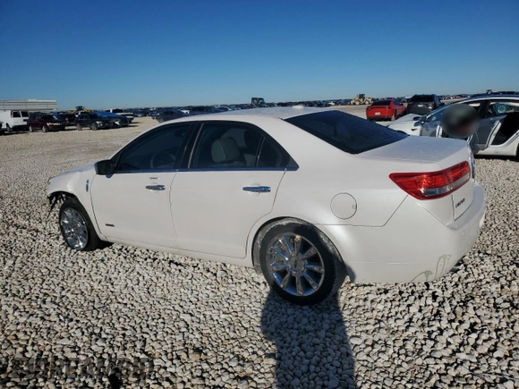 2011 Lincoln MKZ Hybrid with VIN 3LNDL2L31BR773410, listed as a Copart auction lot 88013355 with 145,563 mi miles and Salvage Title. Bid and sale history available at carsss.com. Image 2.