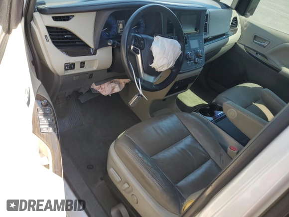 2015 Toyota Sienna XLE with VIN 5TDYK3DC1FS612491, listed as a Copart auction lot 53673815 with 169,306 mi miles and Salvage Title. Bid and sale history available at DreamBid. Image 8.