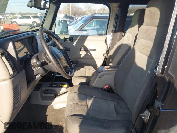 2006 Jeep Wrangler Sport with VIN 1J4FA49SX6P733671, listed as a IAAI auction lot 41779611 with 189,701 mi miles and . Bid and sale history available at carsss.com. Image 5.