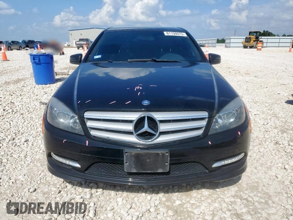 2011 Mercedes-Benz C 300 Sport z VIN WDDGF5EB6BR153278, wystawiony jako Copart lot #61150975 z przebiegiem 95 892 mil mil oraz Szkoda całkowita • Salvage title. Historia ofert i sprzedaży dostępna na DreamBid. Obrazek 5.