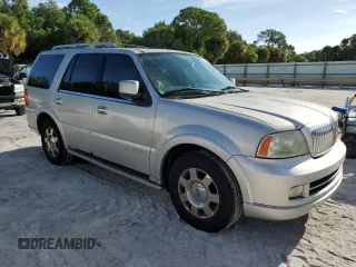 2006 Lincoln Navigator Luxury with VIN 5LMFU27576LJ27128, listed as a Copart auction lot 70362034 with 174,518 mi miles and Salvage Title. Bid and sale history available at carsss.com. Image 4.