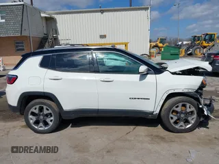 2019 Jeep Compass Limited with VIN 3C4NJDCB0KT827087, listed as a IAAI auction lot 41856565 with 69,081 mi miles and . Bid and sale history available at DreamBid. Image 13.