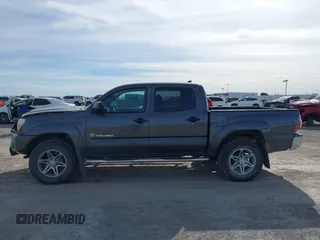 2014 Toyota Tacoma PreRunner with VIN 3TMJU4GN1EM156845, listed as a IAAI auction lot 40972570 with 65,138 mi miles. Bid and sale history available at carsss.com. Image 14.