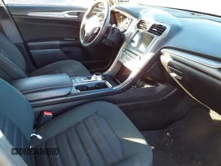 2017 Ford Fusion SE with VIN 3FA6P0H72HR396344, listed as a IAAI auction lot 41460068 with 56,502 mi miles. Bid and sale history available at carsss.com. Image 5.