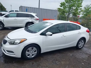 2015 Kia Forte LX with VIN KNAFX4A69F5306199, listed as a IAAI auction lot 42125781 with 116,788 mi miles and . Bid and sale history available at carsss.com. Image 14.