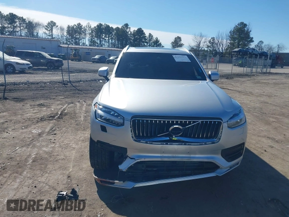 2022 Volvo XC90 Momentum with VIN YV4102PK4N1831166, listed as a IAAI auction lot 41445537 with 77,714 mi miles. Bid and sale history available at carsss.com. Image 12.