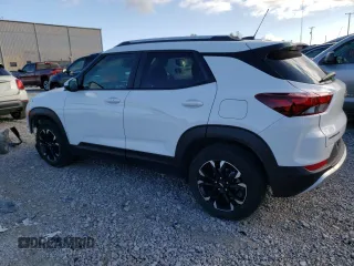 2021 Chevrolet TrailBlazer LT with VIN KL79MPSL8MB117733, listed as a Copart auction lot 72747233 with 30,058 mi miles. Bid and sale history available at carsss.com. Image 2.