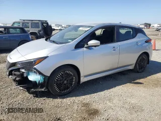 2025 Nissan LEAF SV Plus with VIN 1N4CZ1CV7SC561383, listed as a Copart auction lot 77488484 with 1,565 mi miles and Salvage Title. Bid and sale history available at carsss.com. Image 1.