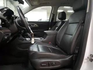 2021 Chevrolet Traverse RS with VIN 1GNEVJKW8MJ247336, listed as a Copart auction lot 65919404 with 48,202 mi miles and Salvage Title. Bid and sale history available at carsss.com. Image 7.
