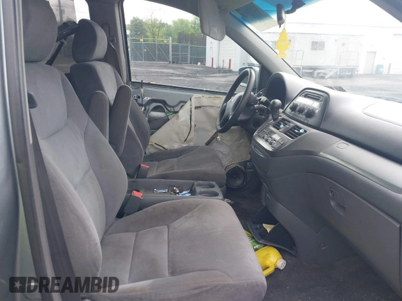 2006 Honda Odyssey EX z VIN 5FNRL38456B129594, wystawiony jako IAAI lot #42279156 z przebiegiem Nie podano mil oraz . Historia ofert i sprzedaży dostępna na DreamBid. Obrazek 5.