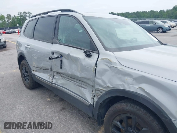 2023 Kia Telluride SX с VIN 5XYP5DGC3PG381080, выставлен на аукционе IAAI как лот 42323701 с пробегом 26 500 миль миль и . История ставок и продаж доступна на DreamBid. Изображение 6.