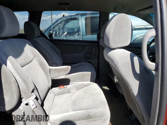 2010 Toyota Sienna with VIN 5TDZK4CC2AS303424, listed as a Copart auction lot 52880635 with 247,596 mi miles and Salvage Title. Bid and sale history available at DreamBid. Image 11.