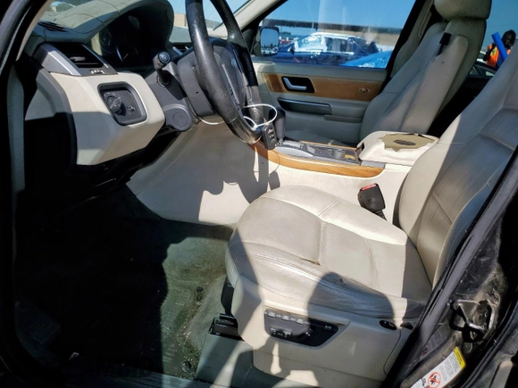 2006 Land Rover Range Rover Sport HSE с VIN SALSF25456A926243, выставлен на аукционе Copart как лот 58397375 с пробегом 253 267 миль миль и Чистый • Clean title. История ставок и продаж доступна на DreamBid. Изображение 7.