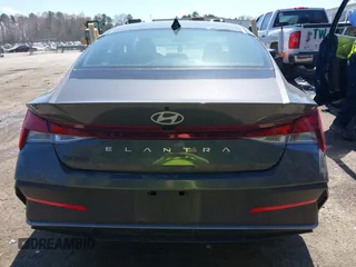 2024 Hyundai Elantra SEL with VIN KMHLM4DG1RU756860, listed as a IAAI auction lot 41887650 with 9,250 mi miles. Bid and sale history available at carsss.com. Image 16.