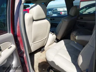2002 Chevrolet Suburban LS with VIN 1GNFK16Z72J192120, listed as a IAAI auction lot 41802429 with 333,474 mi miles. Bid and sale history available at carsss.com. Image 8.