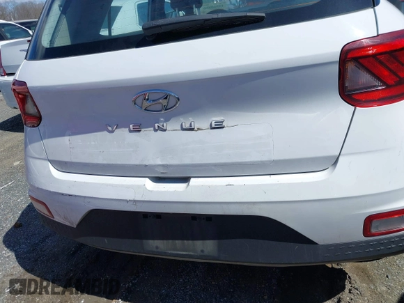 2021 Hyundai Venue SE with VIN KMHRB8A36MU095473, listed as a IAAI auction lot 41860886 with 189,585 mi miles and . Bid and sale history available at DreamBid. Image 6.