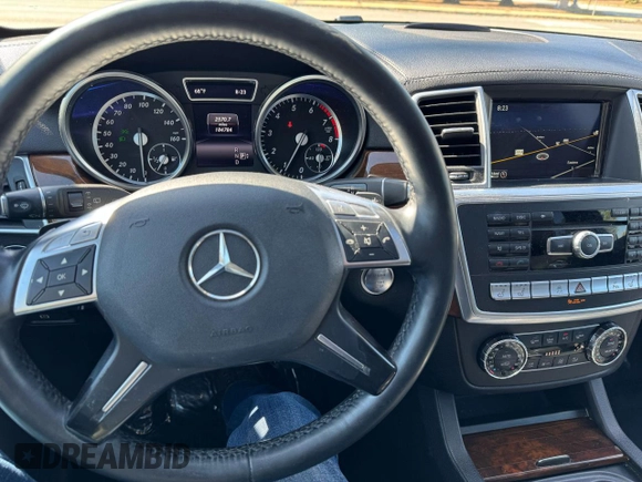 2014 Mercedes-Benz GL-Class GL 550 with VIN 4JGDF7DE1EA318611, listed as a Copart auction lot 54084385 with 184,784 mi miles and Clean Title. Bid and sale history available at carsss.com. Image 7.