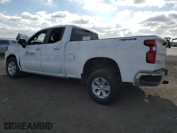 2021 Chevrolet Silverado 1500 LT with VIN 1GCRYDED9MZ114437, listed as a Copart auction lot 72253114 with Not Provided miles and Salvage Title. Bid and sale history available at DreamBid. Image 2.