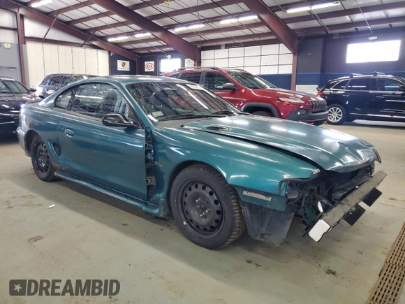 1996 Ford Mustang GT z VIN 1FALP42X5TF191769, wystawiony jako Copart lot #49364525 z przebiegiem 69 029 mil mil oraz Szkoda całkowita • Salvage title. Historia ofert i sprzedaży dostępna na DreamBid. Obrazek 4.