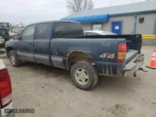 1999 Chevrolet Silverado 1500 LT with VIN 1GCEK19T2XE225083, listed as a Copart auction lot 43785565 with 165,598 mi miles and Salvage Title. Bid and sale history available at carsss.com. Image 2.