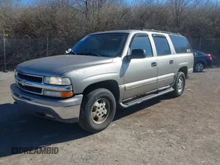 2000 Chevrolet Suburban LT with VIN 3GNFK16T8YG107680, listed as a IAAI auction lot 41883345 with 217,659 mi miles. Bid and sale history available at carsss.com. Image 2.